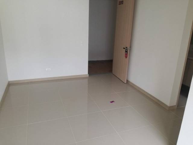 ARRIENDO APARTAMENTO NUEVO EN SECTOR AMAZONIAS- UNIDAD RES.