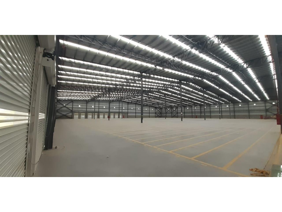 BODEGA EN ALQUILER CENTRO LOGISTICO EN FUNZA, CERCA A BOGOTÁ.