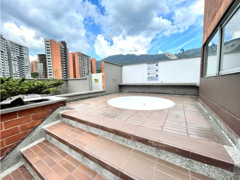 Apartamento Amoblado en Arriendo en Envigado Sector Quebrada Clara 