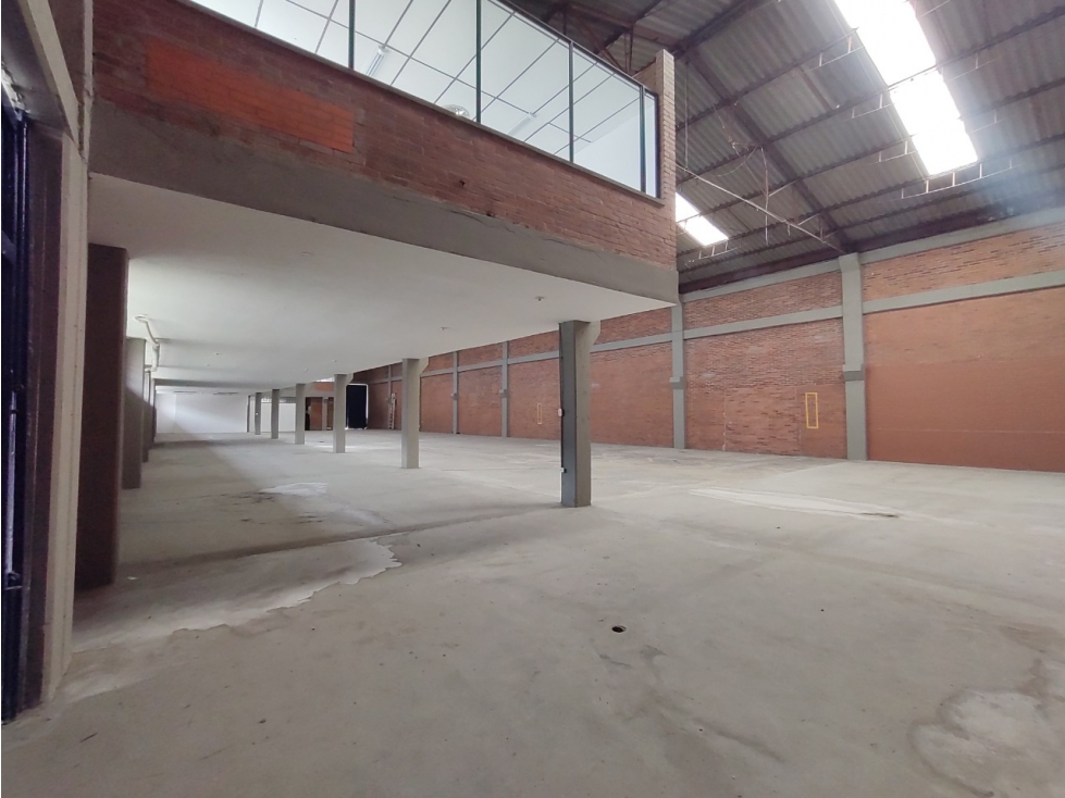 BODEGA EN VENTA, SECTOR  MONTEVIDEO, ZONA INDUSTRIAL