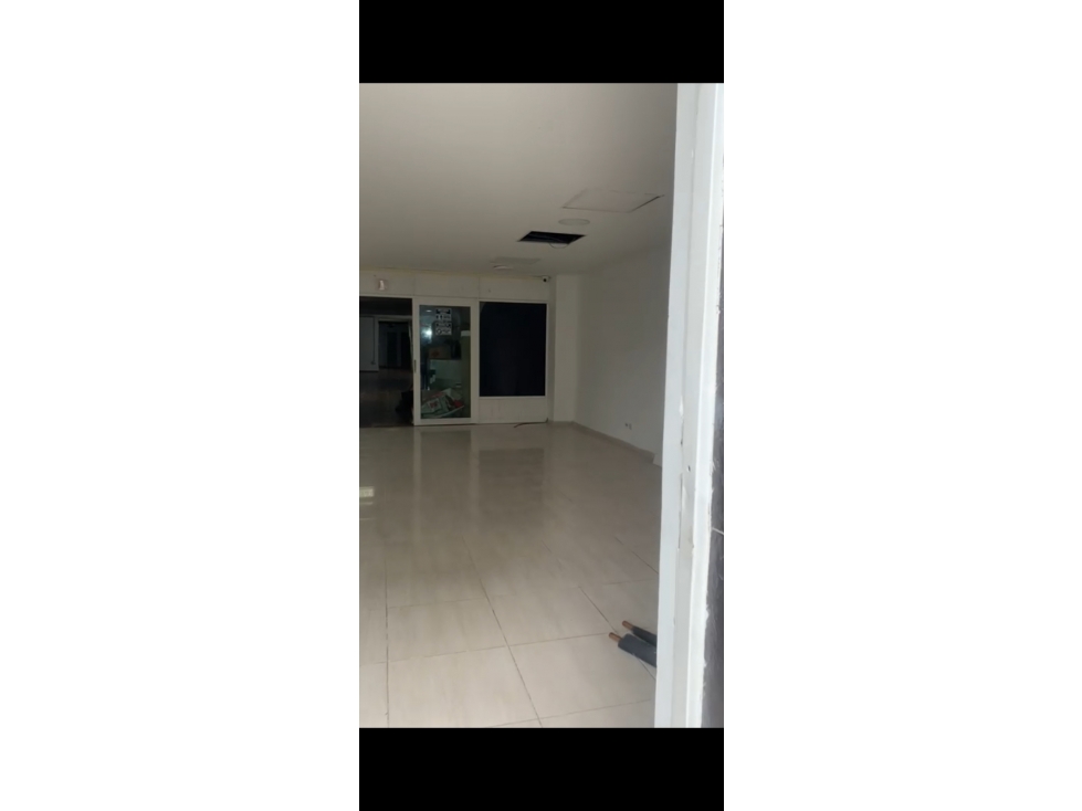 ARRIENDO BODEGA BUCARAMANGA - LA UNIVERSIDAD