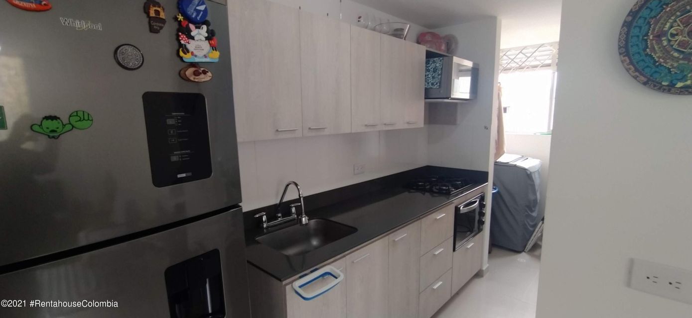 Apartamento en  Senorial(Envigado) COD: 22-1332