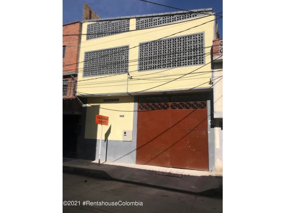 Vendo Comercial en  San Benito(Bogota) C.C 22-1703