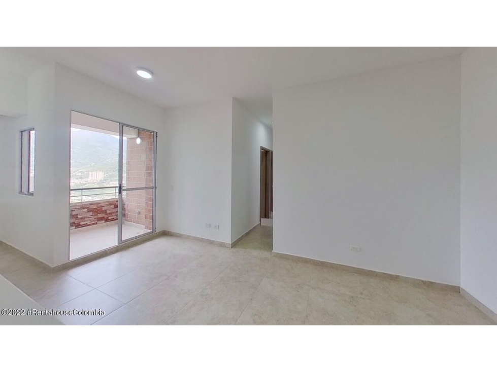 Apartamento en  Navarra(Bello) RAH CO: 23-194