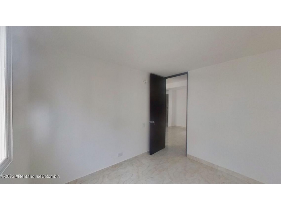 Apartamento en  Ciudad Pacifica RAH CO: 22-3273