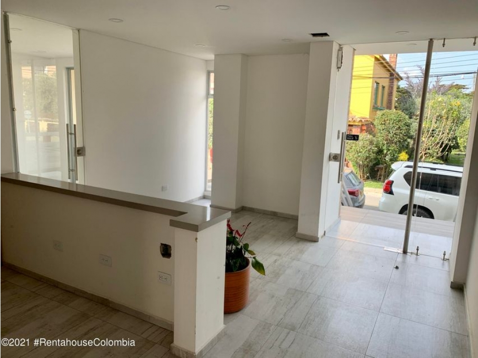 Apartamento en  La Virginia(Chia) RAH CO: 22-122