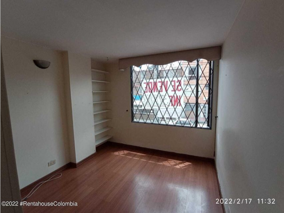 Apartamento en  Spring(Bogota) RAH CO: 23-1122