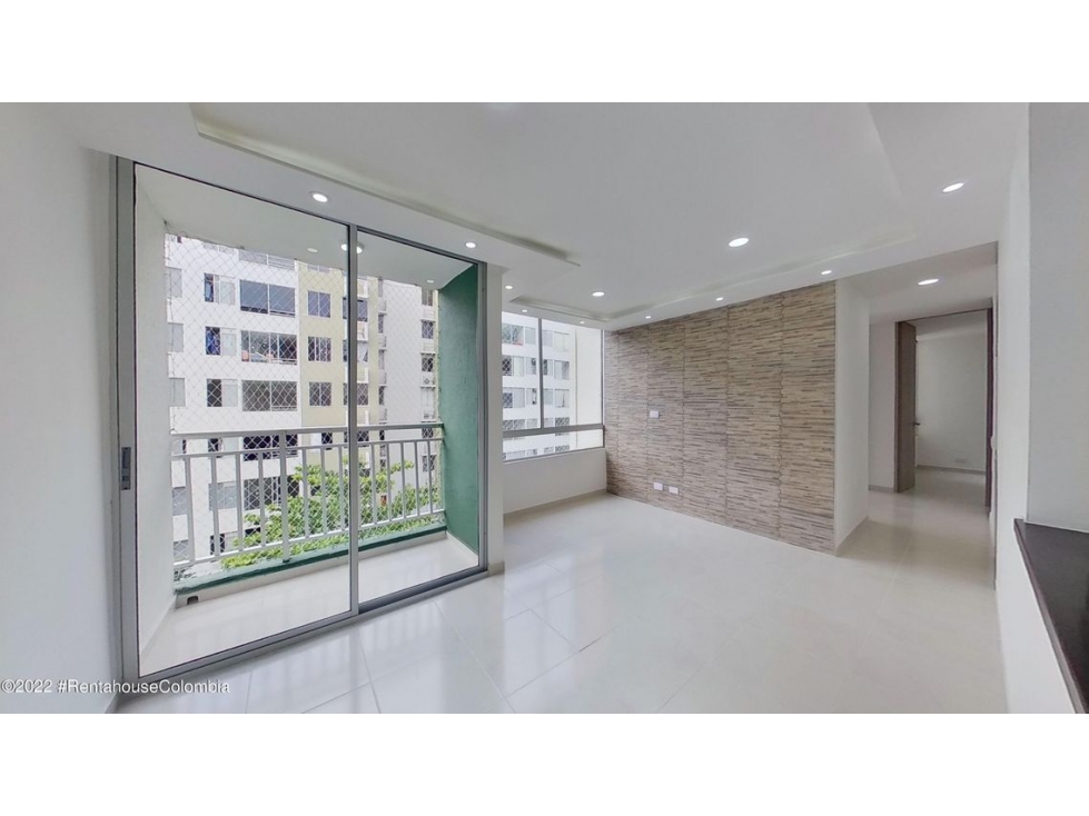 Apartamento en  Providencia RAH CO: 23-1228