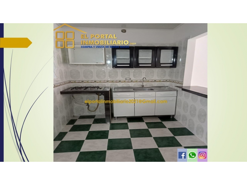 CASA EN VENTA !!