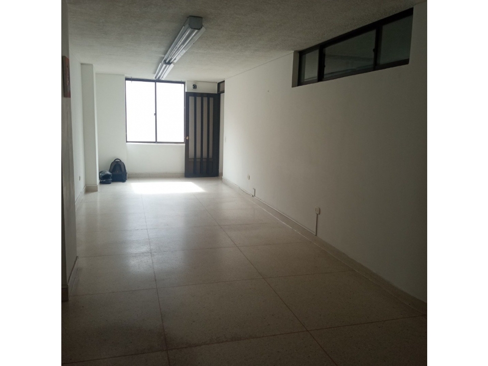 ARRIENDO OFICINA BUCARAMANGA BOLIVAR