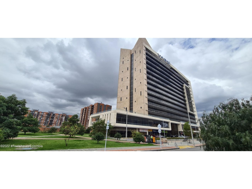 Comercial en  Pontevedra(Bogota) RAH CO: 23-1668