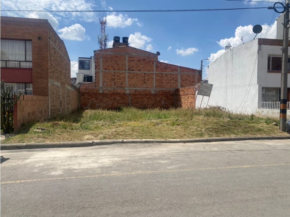 Vendo lote con excelente ubicación para construir edificio apartamento