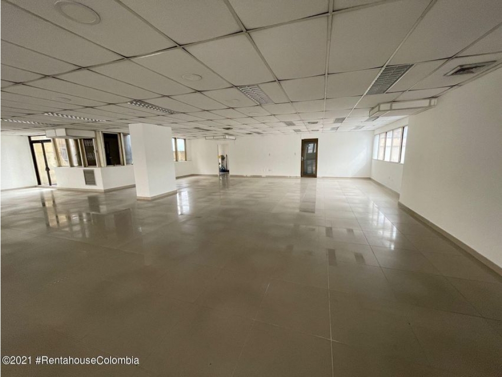 Comercial en  Centro(Bucaramanga) RAH CO: 23-1072