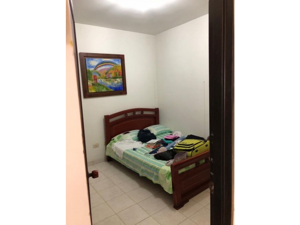 VENDO CASA CON 4 APARTAMENTOS PARA INVERSIÓN (G Q)