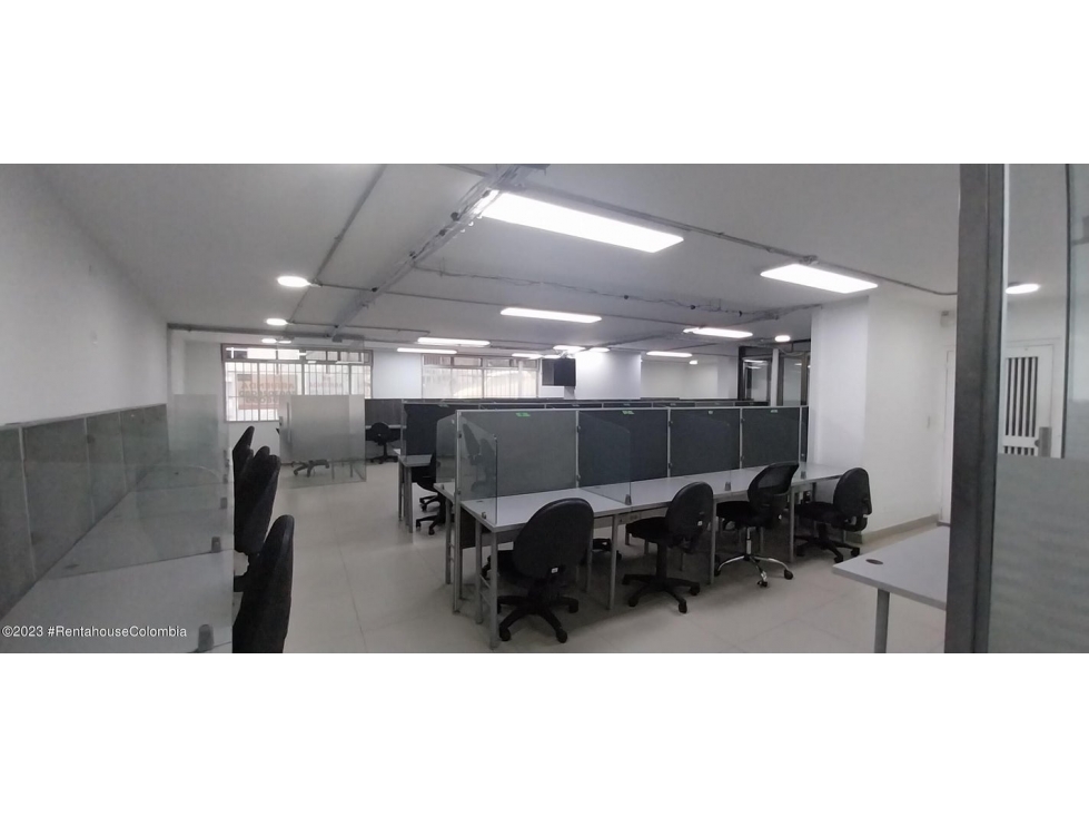 Comercial en  San Martin(Bogota) RAH CO: 24-838