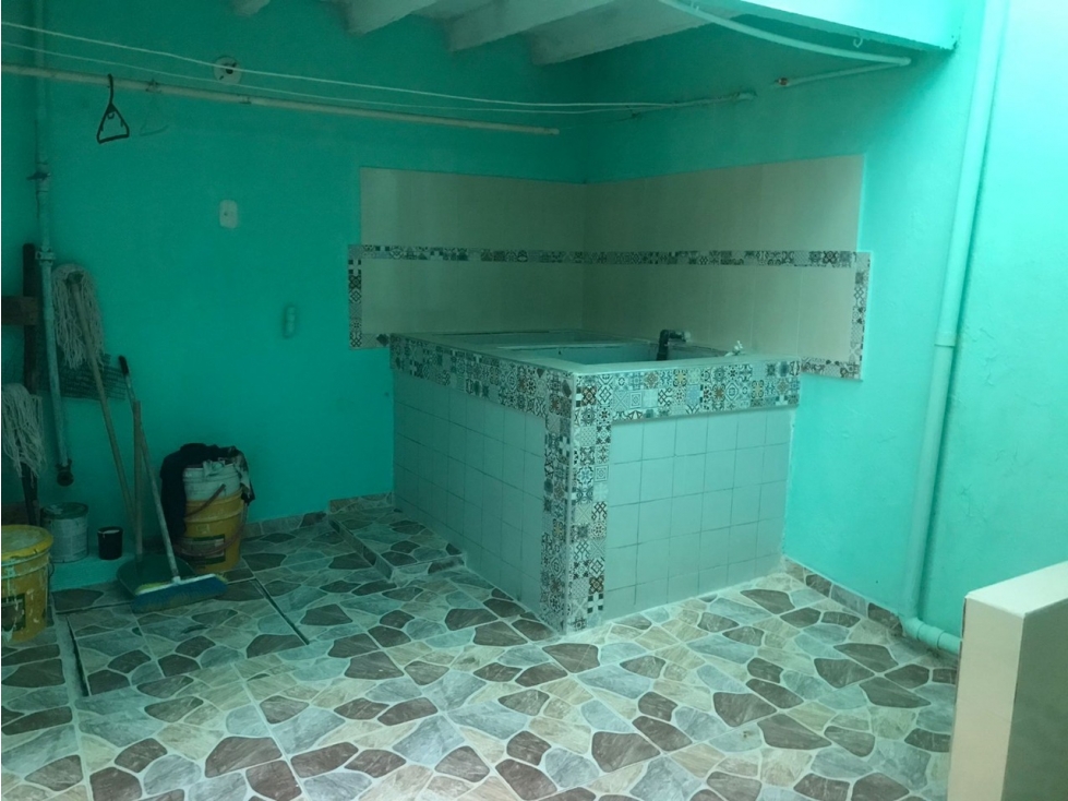 VENTA CASA MADRIGAL VILLAVICENCIO, 2 PISOS