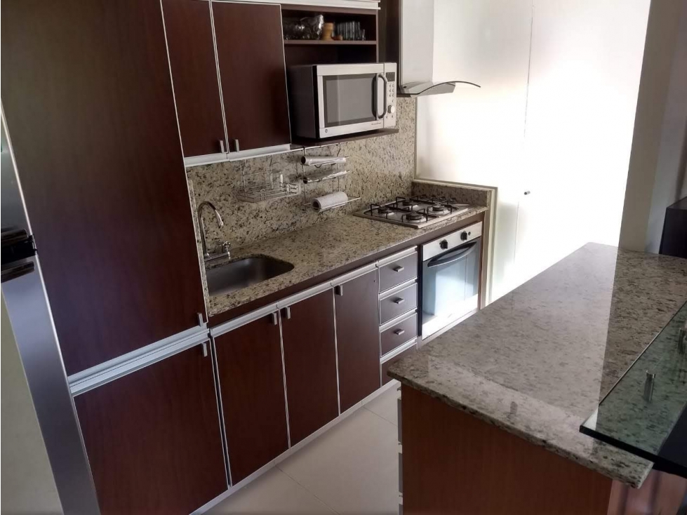 APARTAMENTO EN VENTA EN LA LOMA DEL ESMERALDAL - ENVIGADO