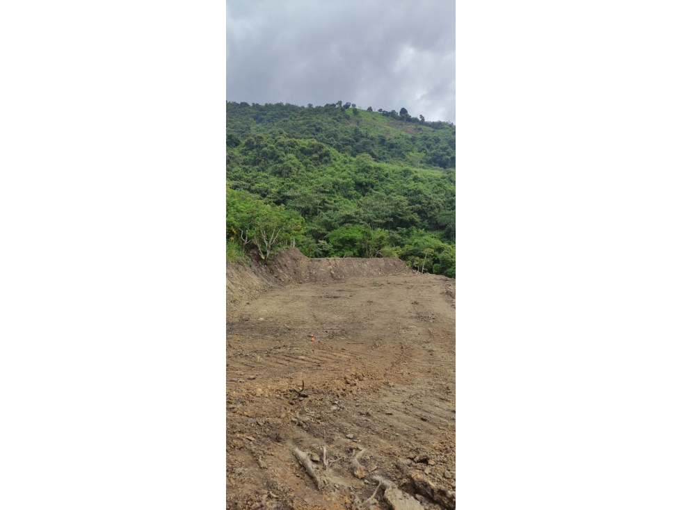 VENTA LOTE CAMPESTRE  EN VEREDA LOS PILONES EN VILLETA CUNDINAMARCA