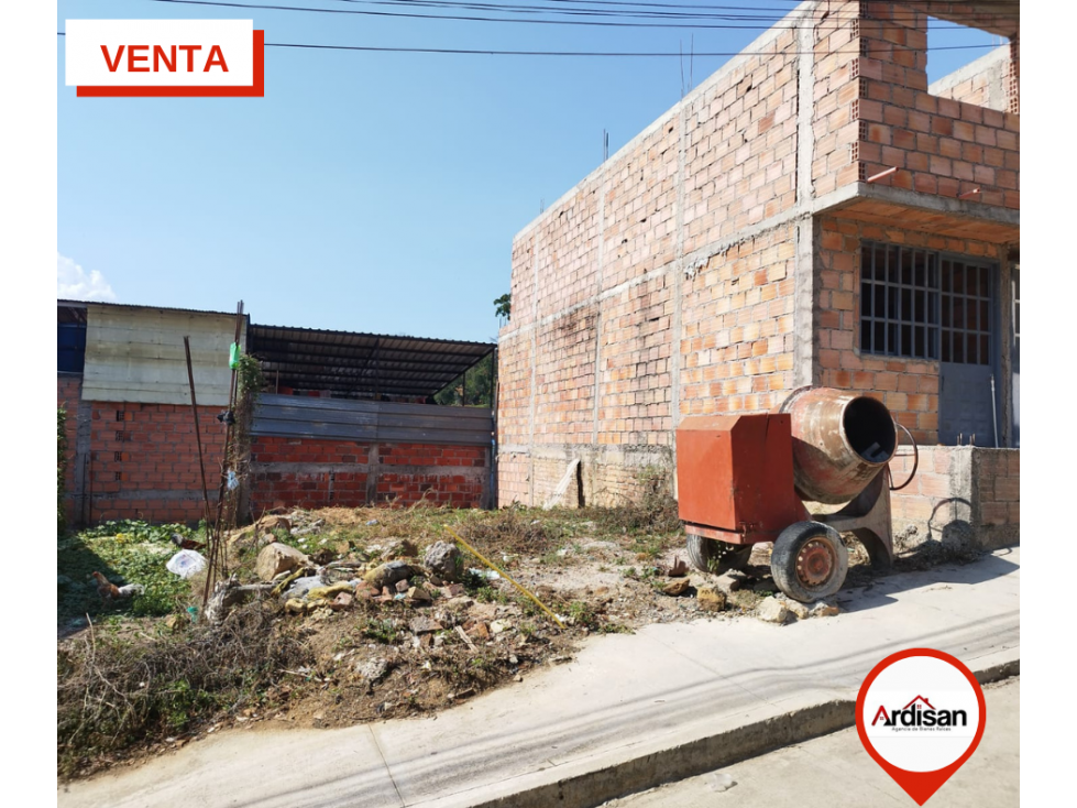 LOTE DE 84 M2 BARRIO PUEBLITO VIEJO