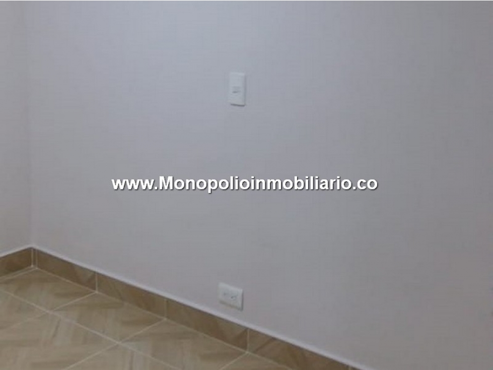 APARTAMENTO EN VENTA - SECTOR LOS COLORES COD: 24872