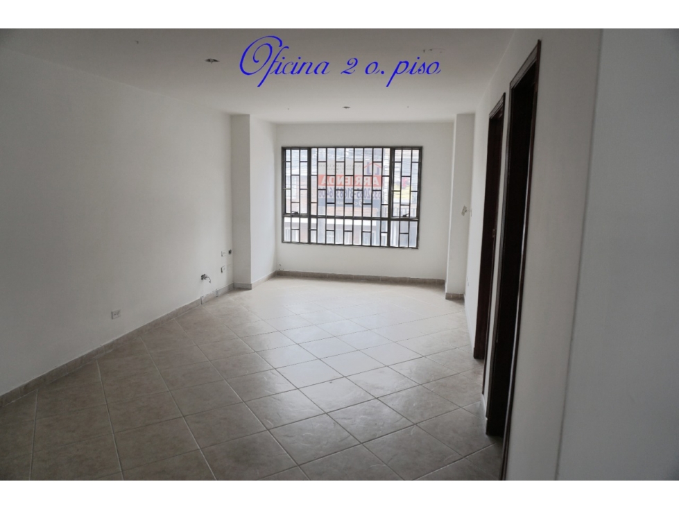 Arriendo Edificio Oficinas y/o Bodega