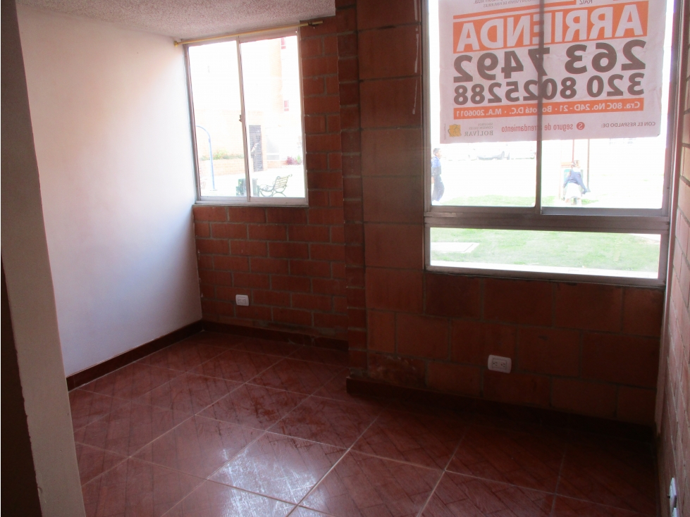 ARRIENDO APARTAMENTO SOACHA - C.R. GRANADO - LMCV