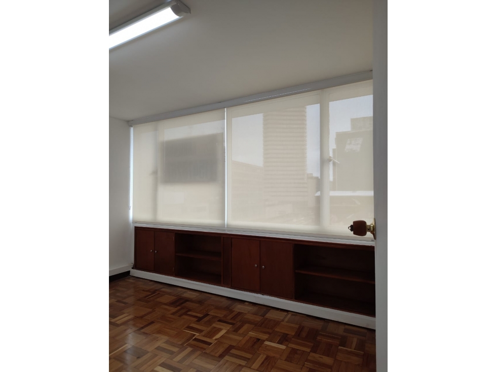 Oficina en arriendo de 52 metros Centro Calle 19