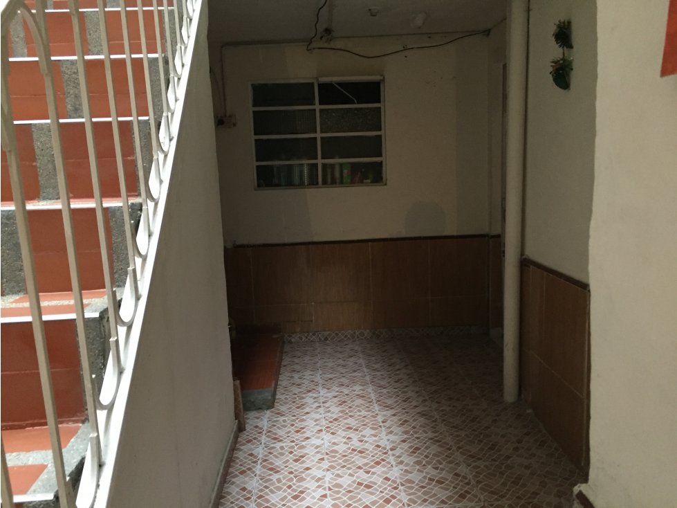 SE VENDE CASA EN SUR BOGOTA  BARRIO ACACIAS