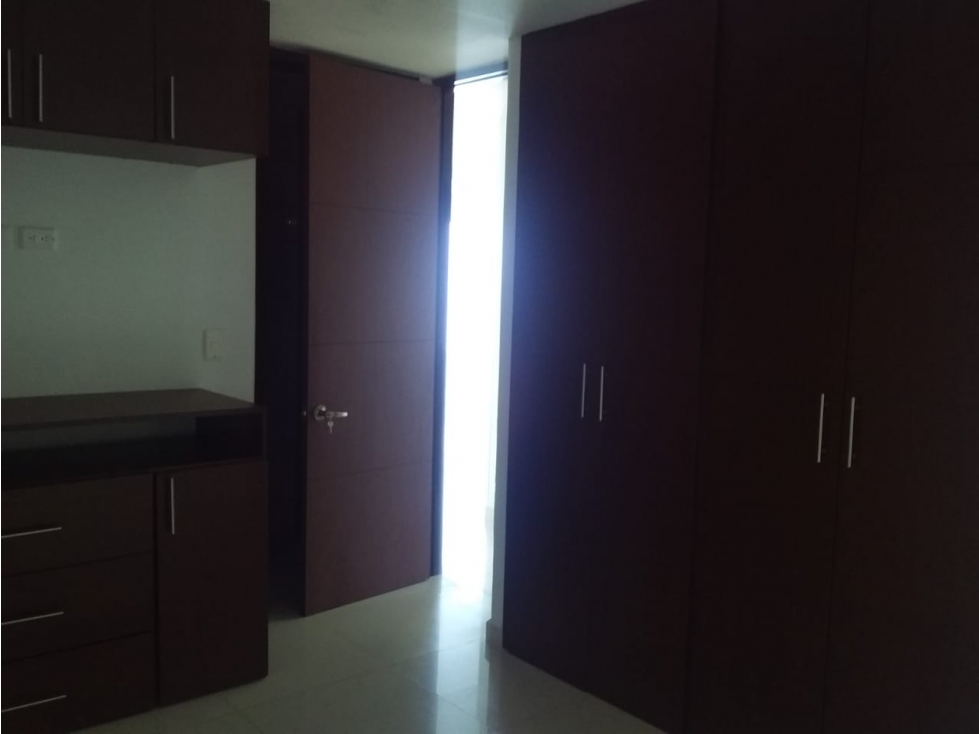 SE VENDE APARTAMENTO LA 200