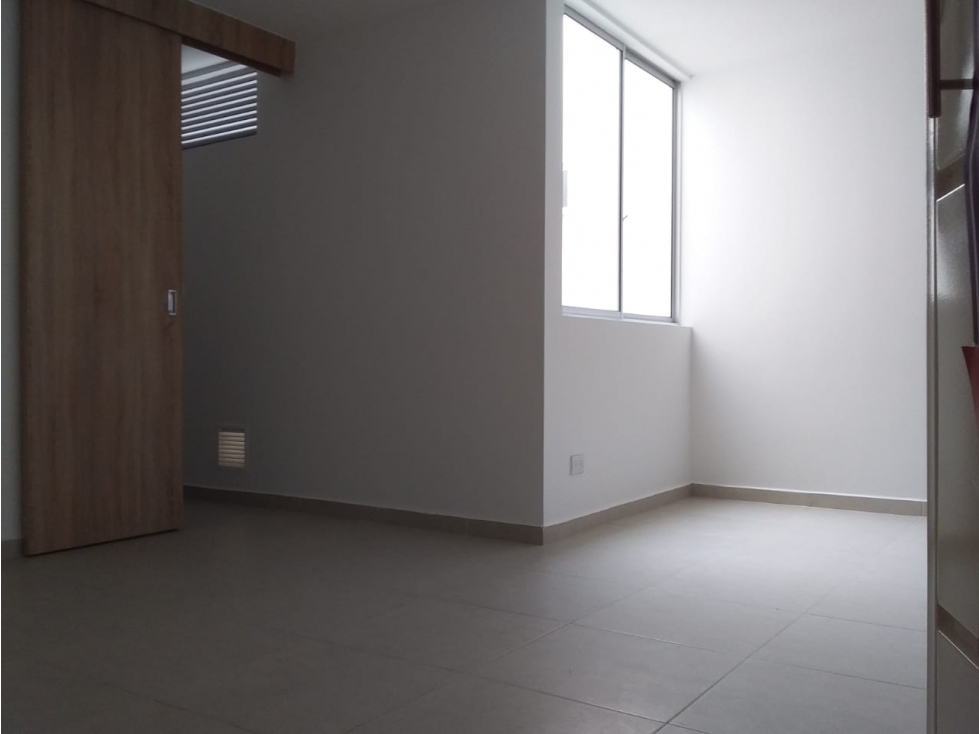 SE ARRIENDA APARTAMENTO COMUNEROS BUCARAMANGA