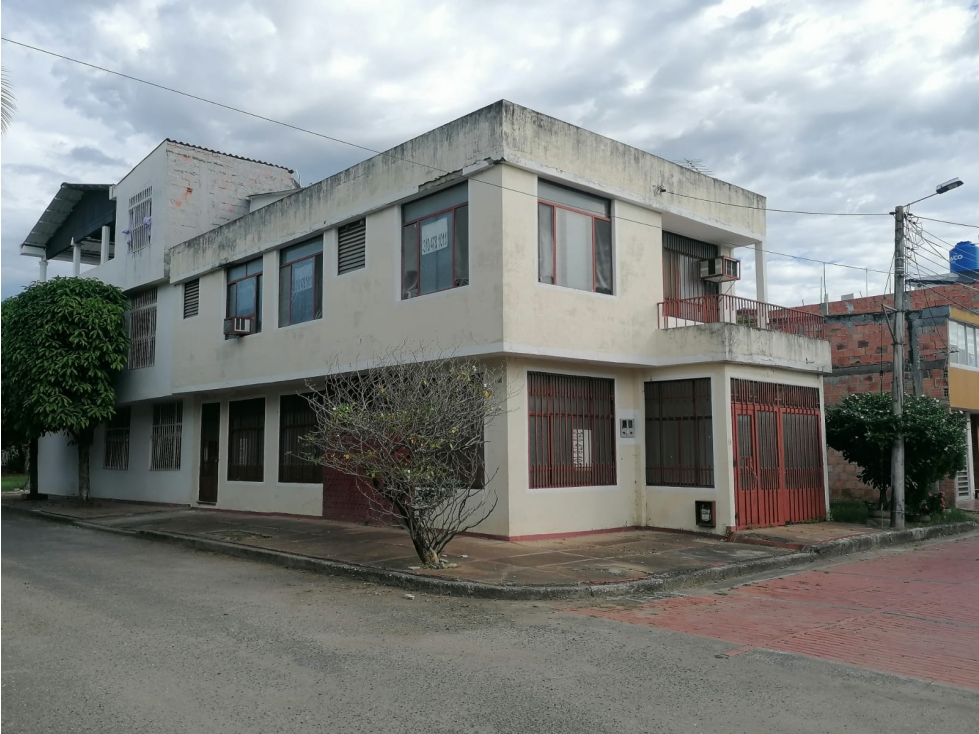 CASA ESQUINERA EN VENTA CONJUNTO JOSE MARIA CORDOBA, RICAURTE C/MARCA