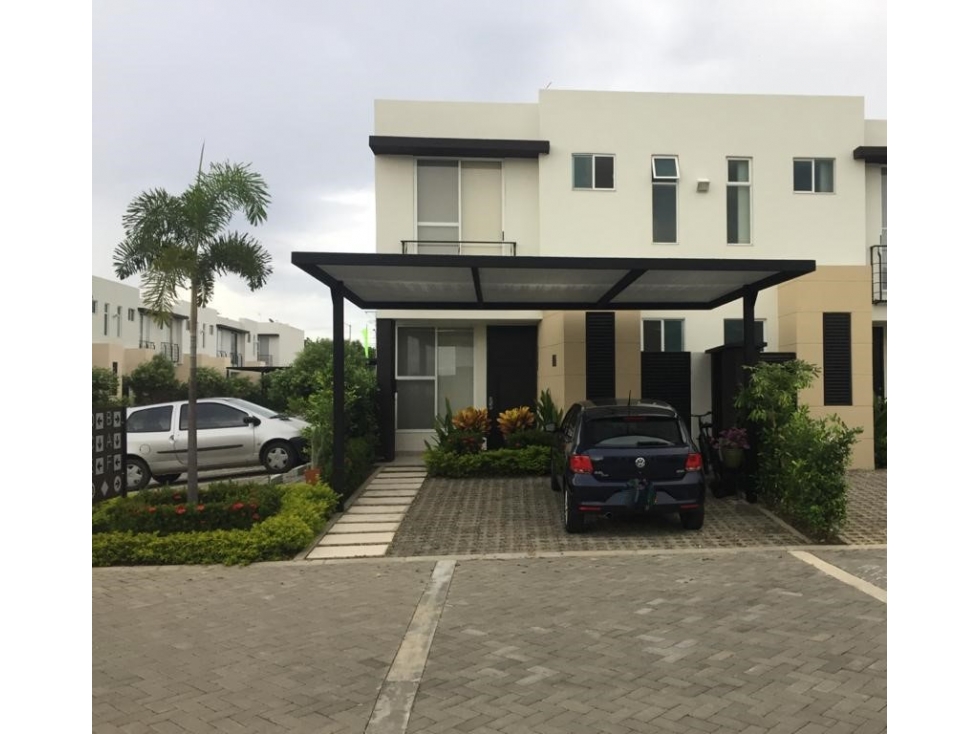 CASA ESQUINERA EN VENTA CONJUNTO CABO VERDE RIVEIRA, RICAURTE C/MARCA