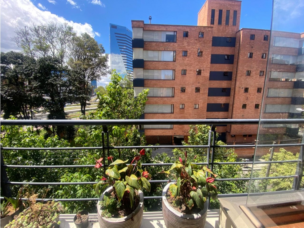 FINANCIO HERMOSO APARTAMENTO CON EXCELENTE VISTA