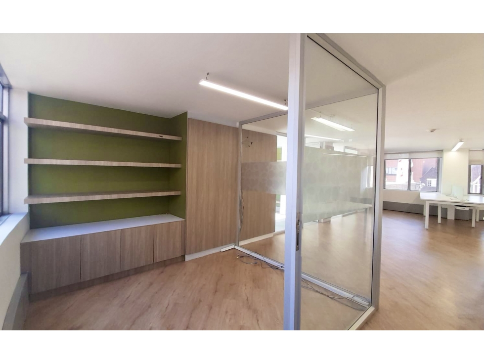 Venta - Oficina - Quinta Camacho (Calle 69#8)