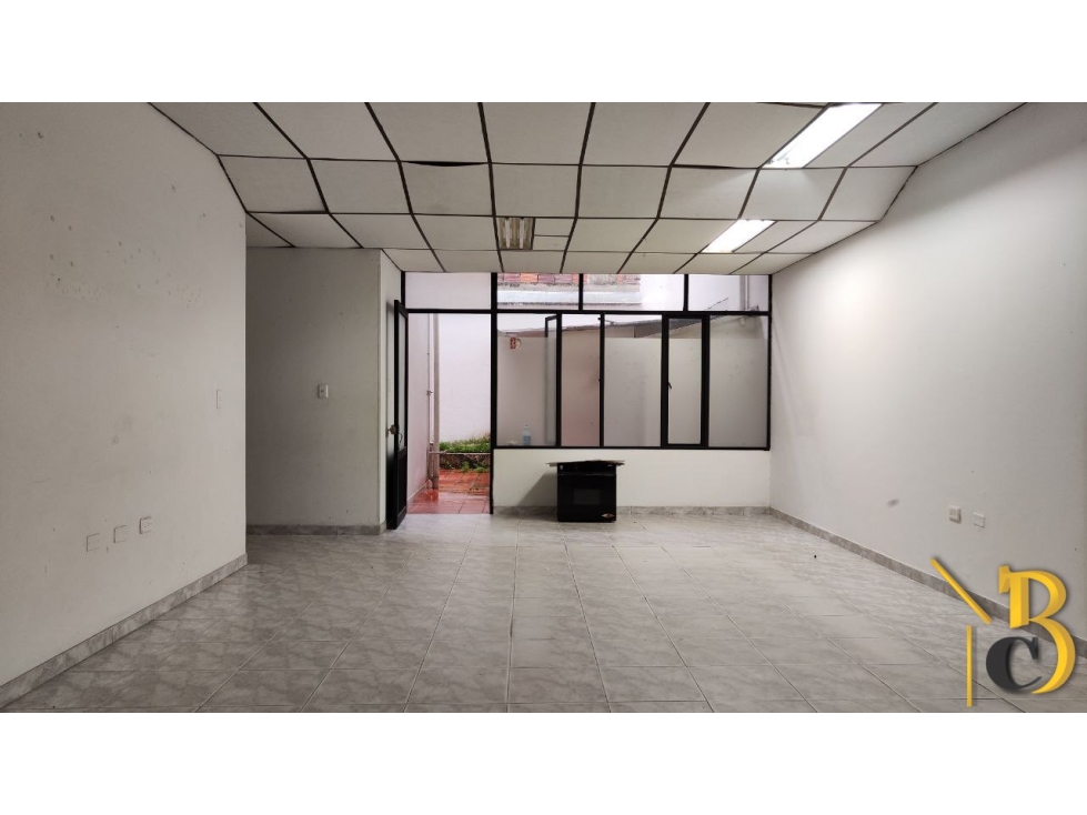 ARRIENDO OFICINAS PARA USO INSTITUCIONAL - COMERCIAL