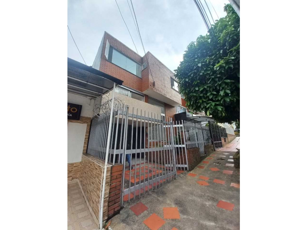 Alquilo, Casa  para entidad  Barrio Barzal, Vilavicencio