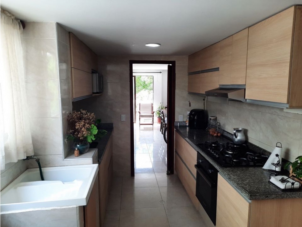 APARTAMENTO EN VENTA BARRIO CRESPO 3 ALCOBAS