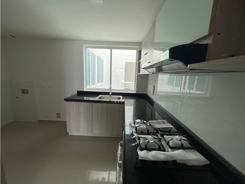 APARTAMENTO EN VENTA EDIFICIO FERRARA CIELO MAR 3 ALCOBAS