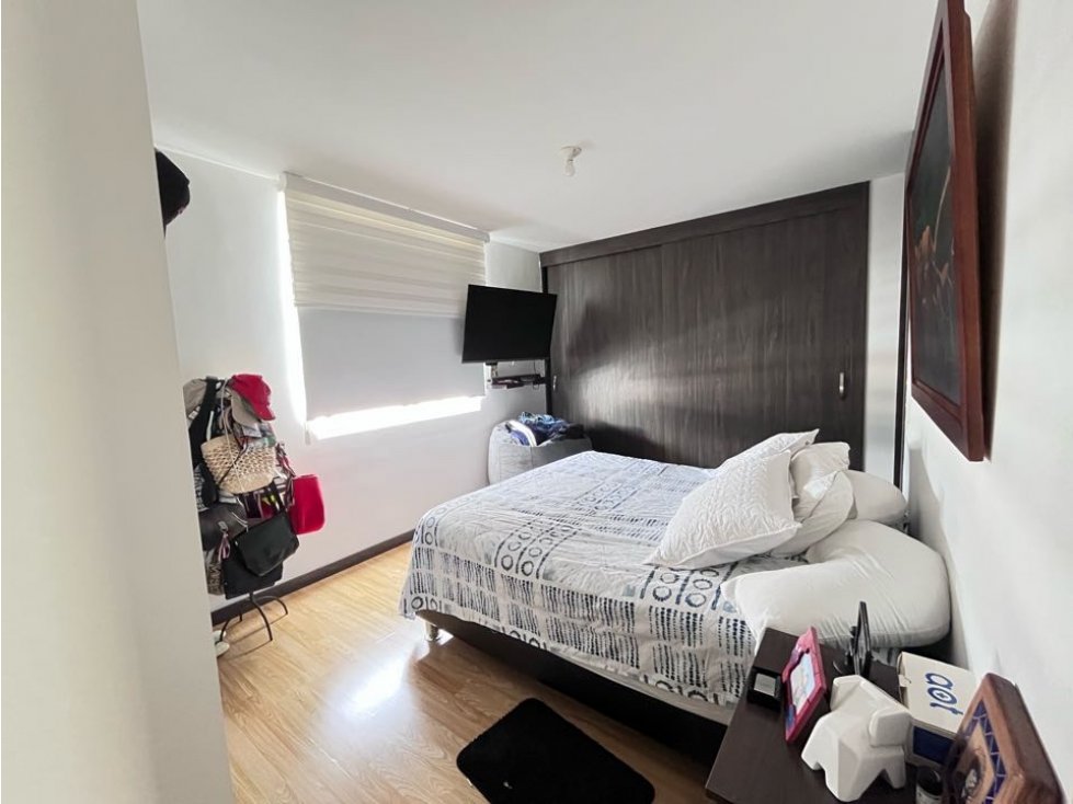 APARTAMENTO EN VENTA LA AURORA