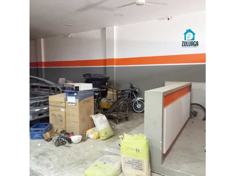 Arriendo Bodega en Mompox, zona comercial a orilla de carretera