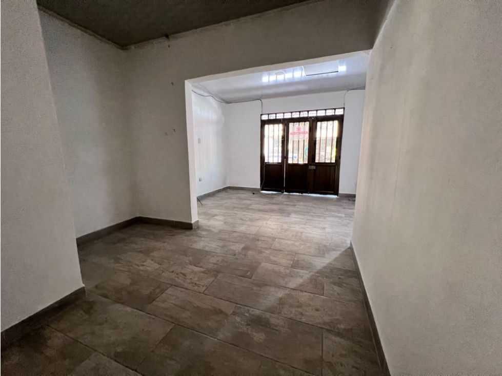 Arriendo local en la 37 con 6 Pereira