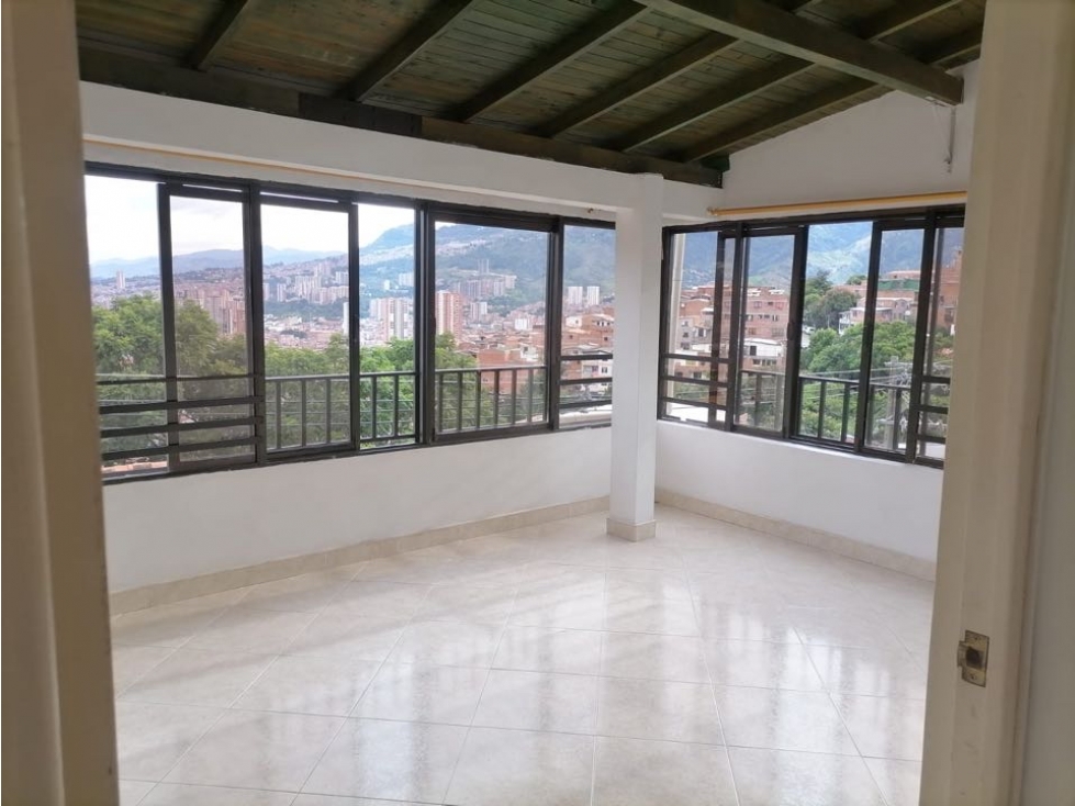 CASA EN VENTA NIQUIA QUITA SOL 70.71 m2