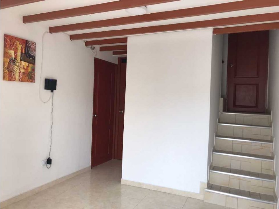 Casa Totalmente Remodelada para Venta La Enea