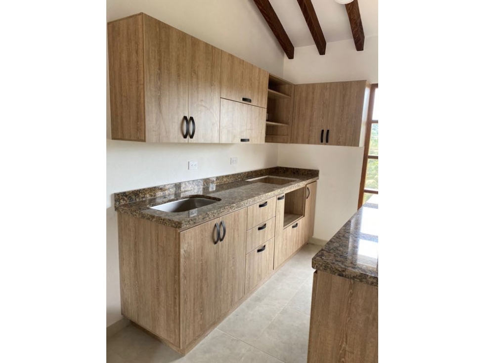 DIVINA CASA FINCA EN VENTA EN SAN VICENTE FERRER ANT. PARA ESTRENAR.