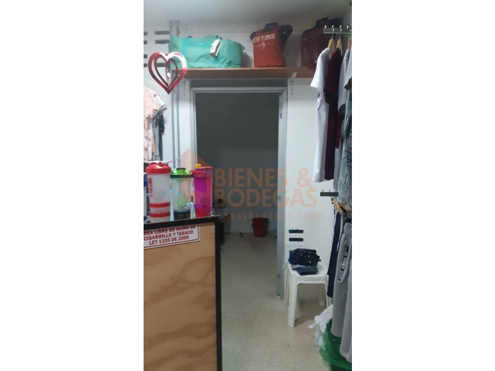 Local en Arriendo en Medellin - Manrique Central