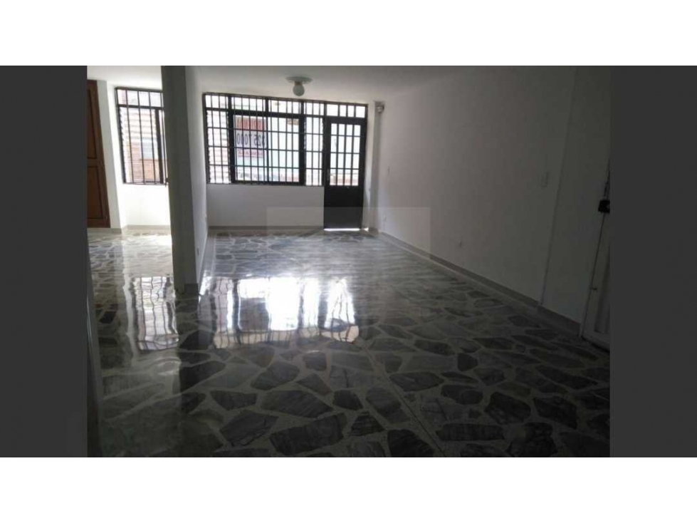 Se vende apartamento en SIMÓN BOLIVAR MEDELLIN