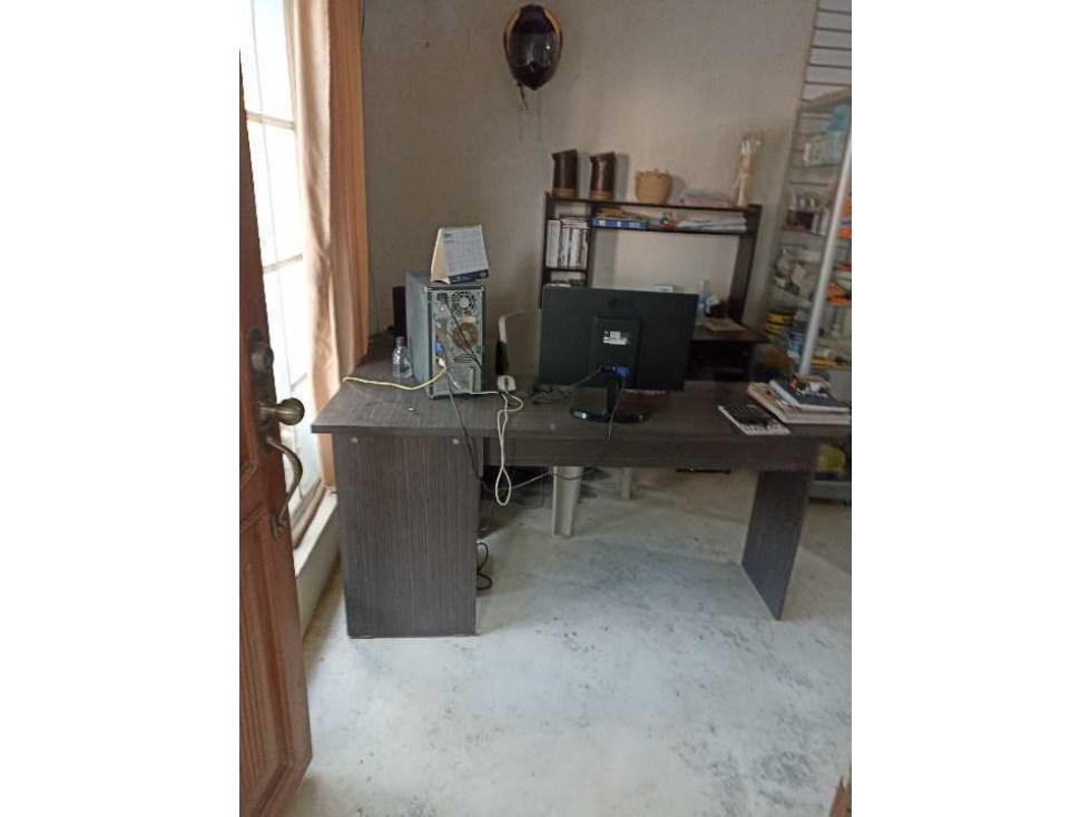 SE VENDE CASA EN B/ VILLA SORRENTO