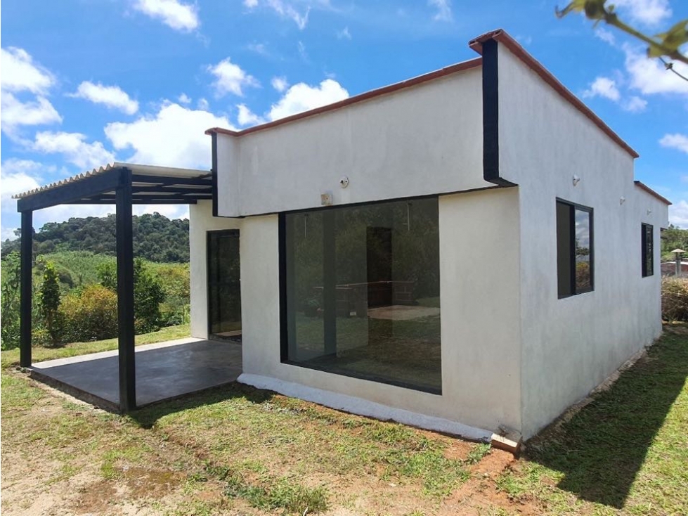 Se Vende Lote Con Casa Construida En San Roque Antioquia