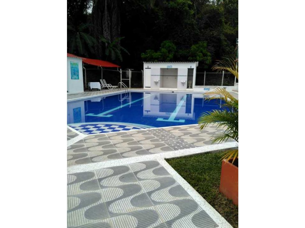 Se vende Lote en Condominio Melgar, Tolima