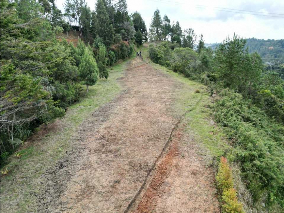 VENDEMOS HERMOSO LOTE CERCA DE LA REPRESA DE LA FE ? ANTIOQUIA